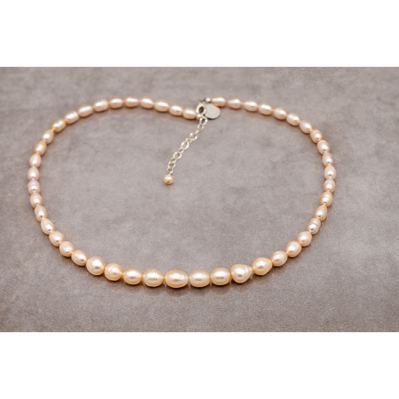 Golden Freshwater Pearl Necklace – A Symbol of Elegance and Style